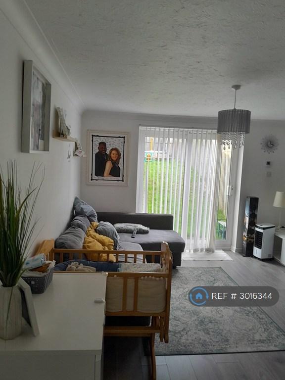 House Troon Close in Greater London