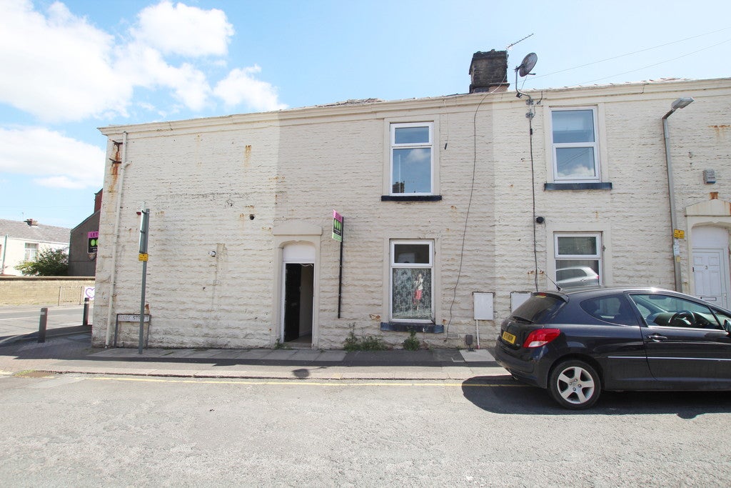 Flat Haworth Street in Hyndburn