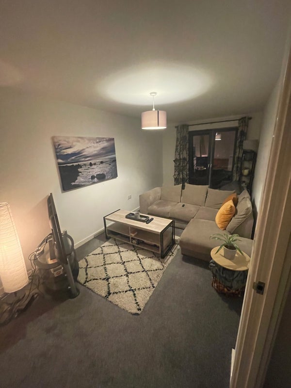 Room Crawshay Road in Greater London