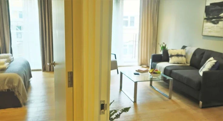 Flat Treveris Street in Greater London
