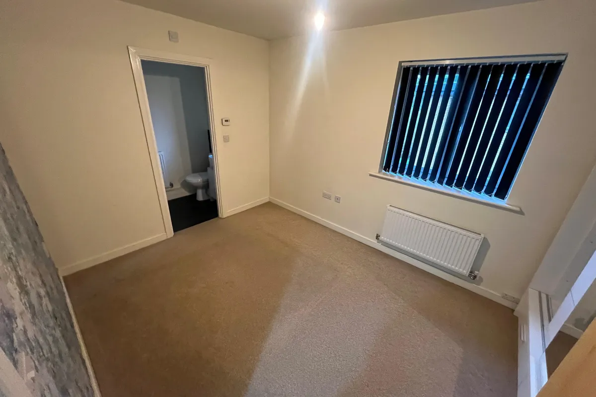 Flat Old Towcester Road in Northampton
