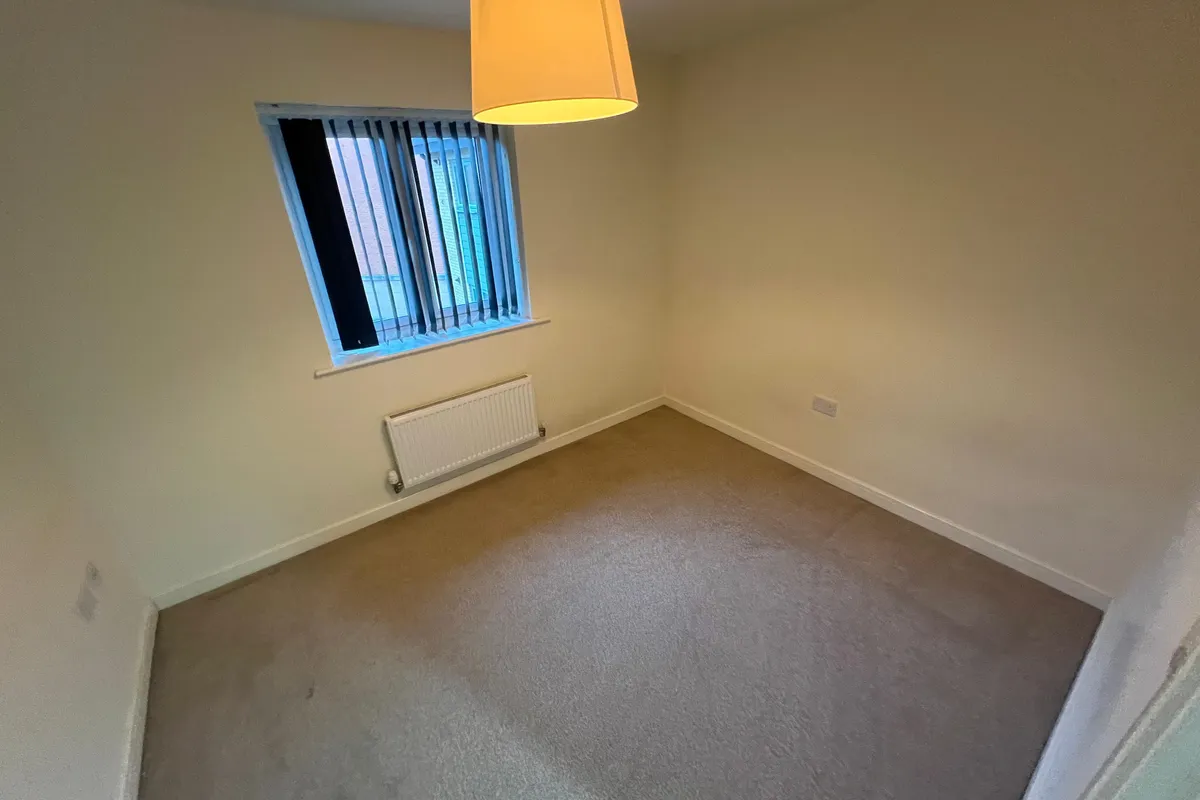 Flat Old Towcester Road in Northampton