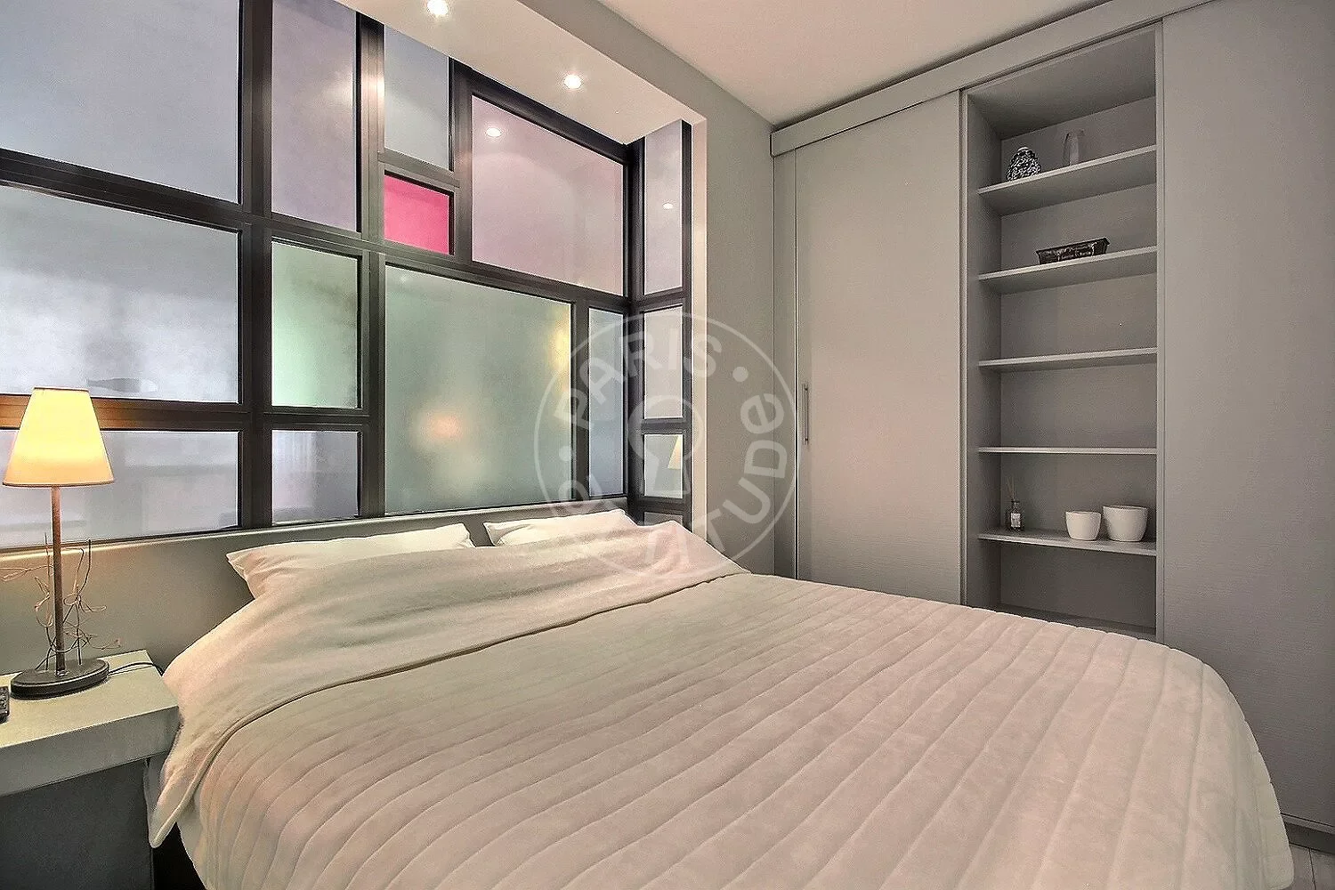 Appartement Rue de Berri à Paris