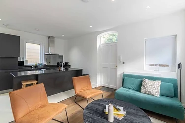 Flat Macroom Road in City of Westminster