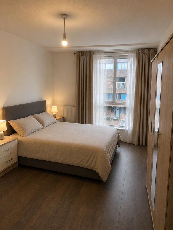 Room Cheyne Path in Greater London