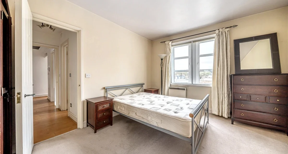 Flat Rathbone Street in City of Westminster