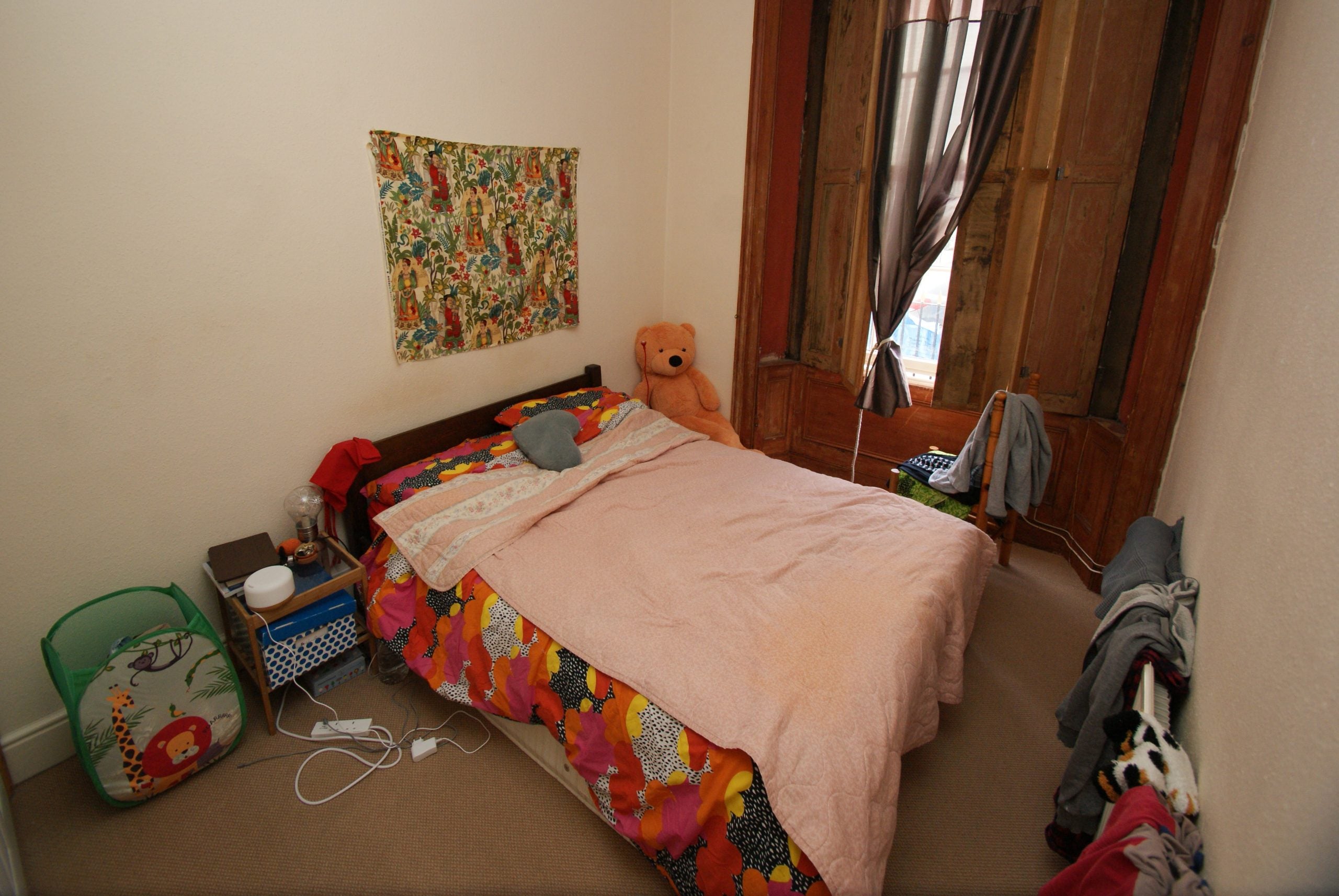 Flat Meridian Place in Bristol