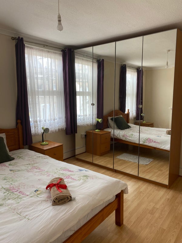 Room Ada Road in Greater London