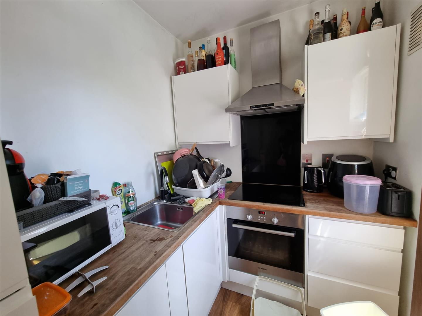 Flat Norfolk Road in Greater London
