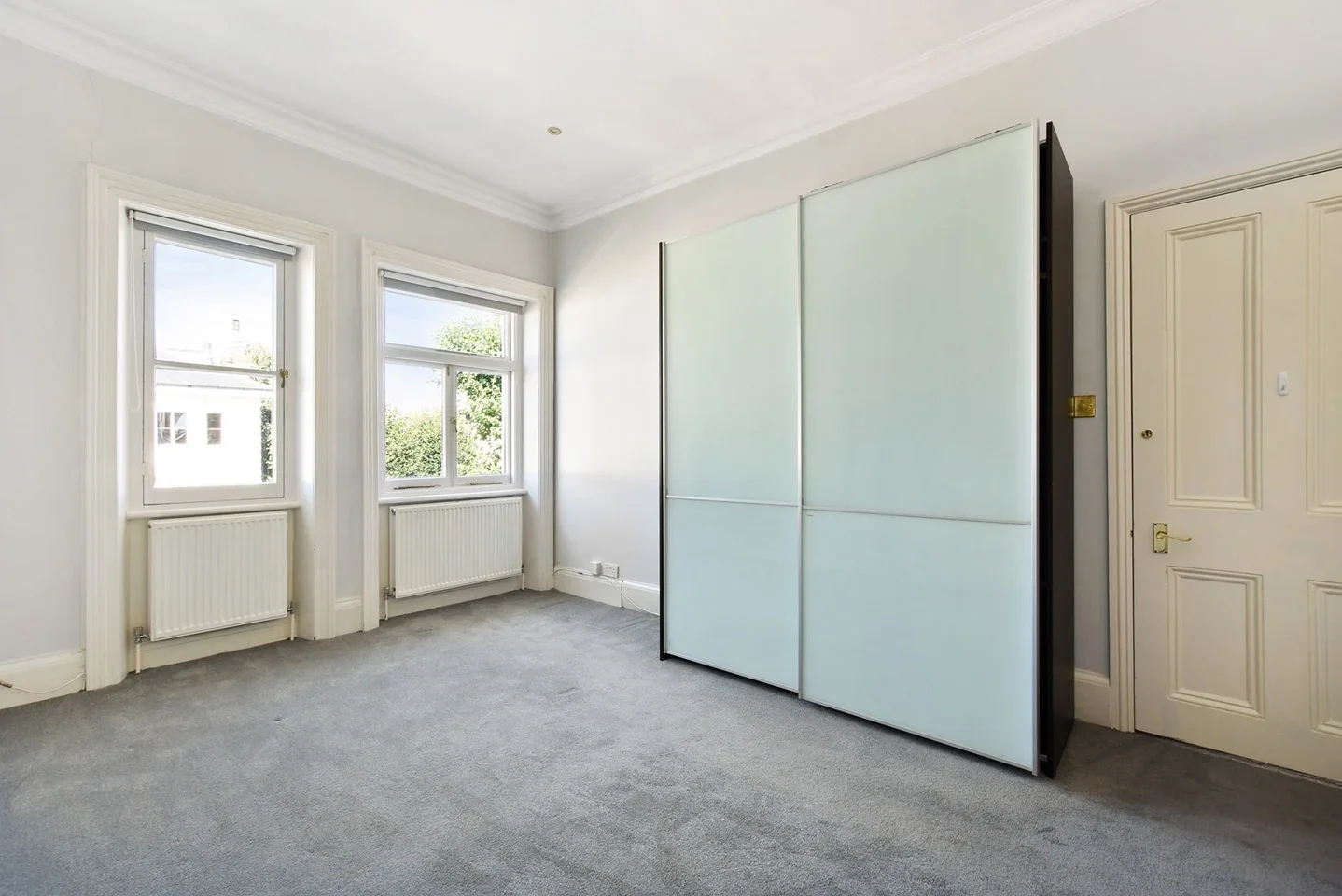 Flat Dorman Way in Greater London