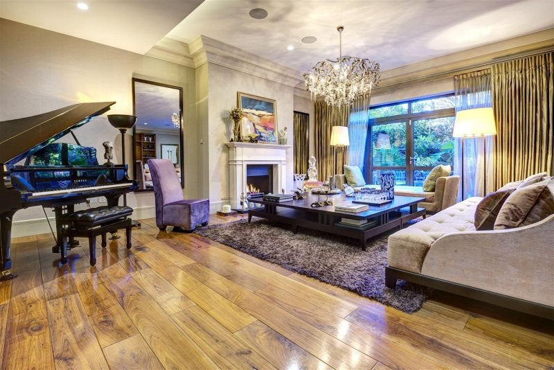 Flat Finchley Road in Greater London