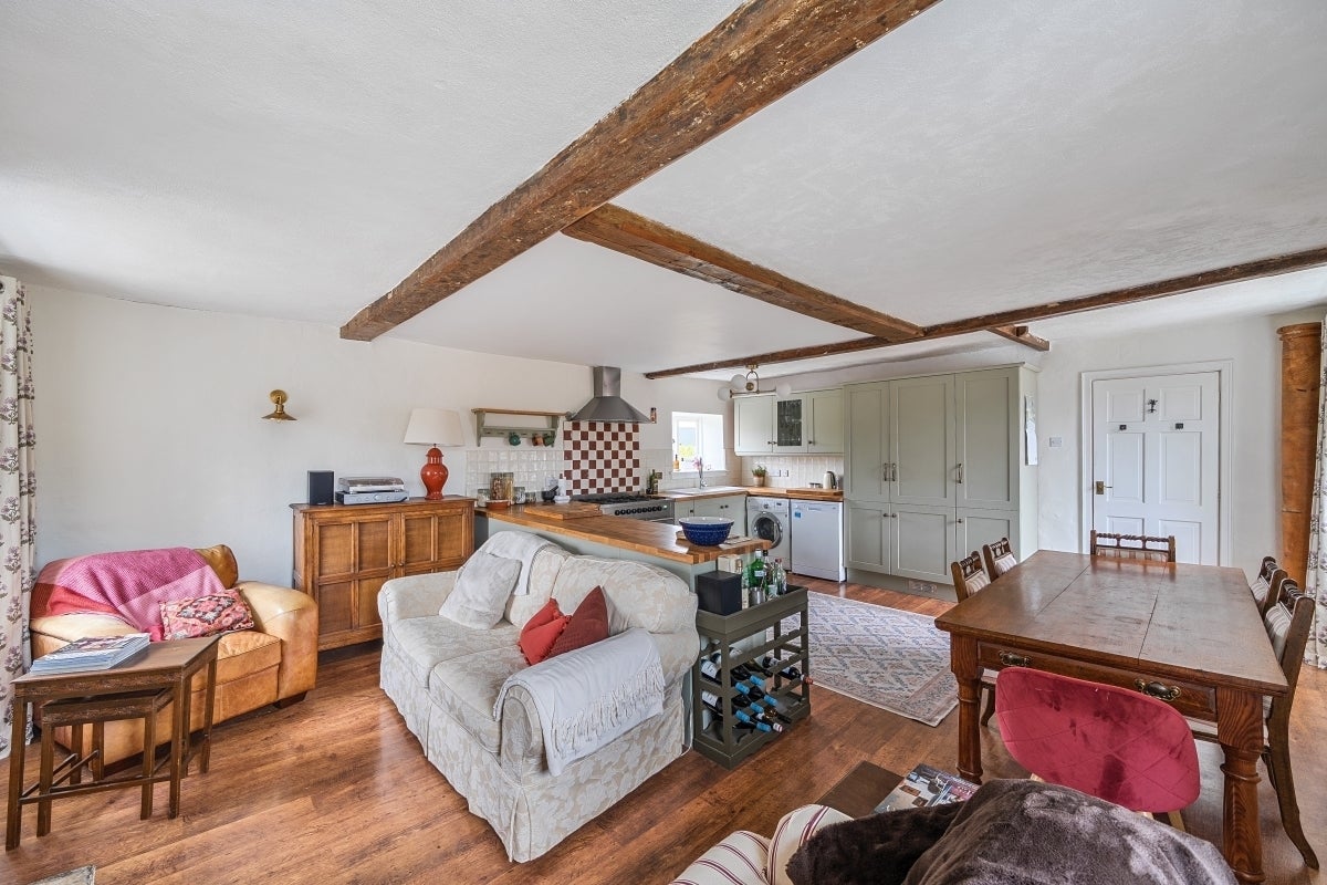 Flat Westview Orchard in Freshford