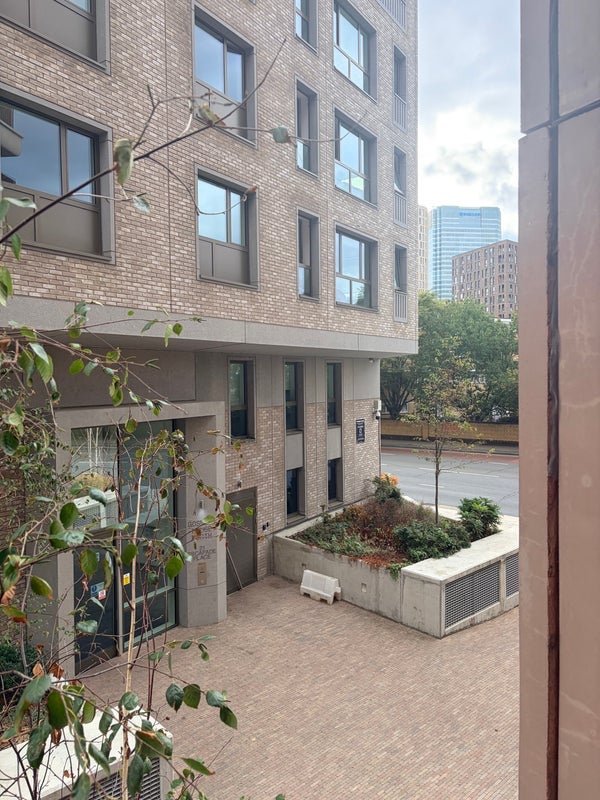 Room Escapade Place in Greater London