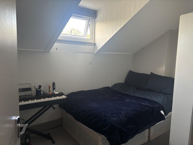 Room Fordwych Road in Greater London