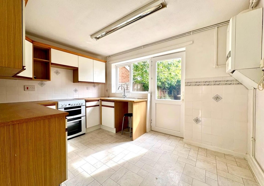 House Cabot Grove in Perton
