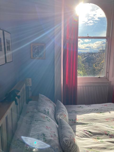 Room Crown Terrace in Glasgow