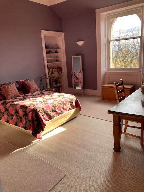 Room Crown Terrace in Glasgow