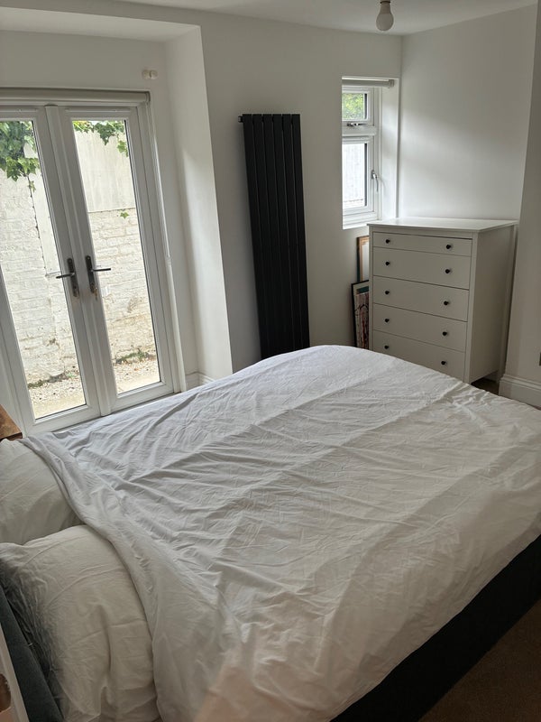 Room Wimbart Road in Greater London
