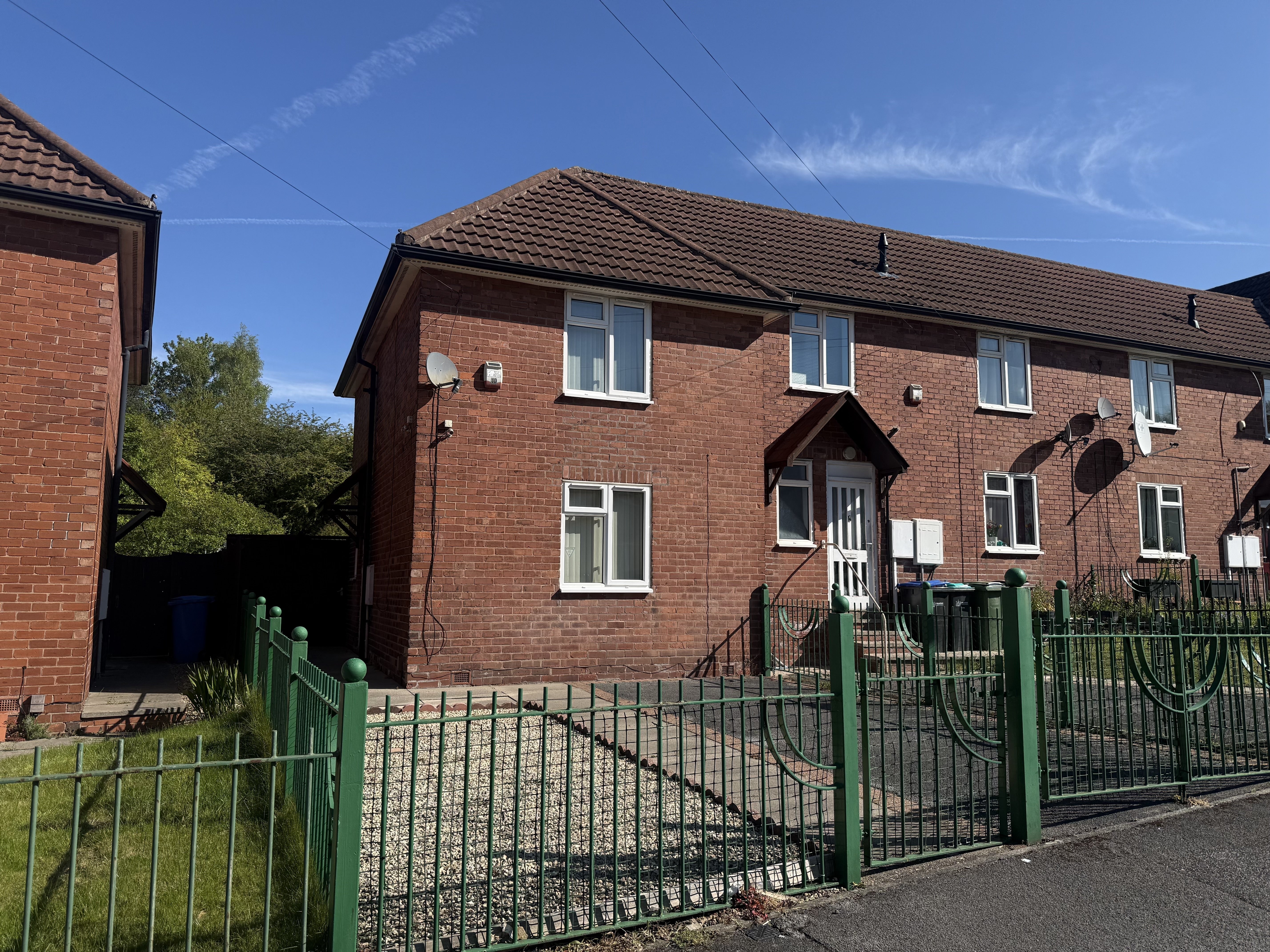 Flat Singleton Avenue in Mansfield Woodhouse