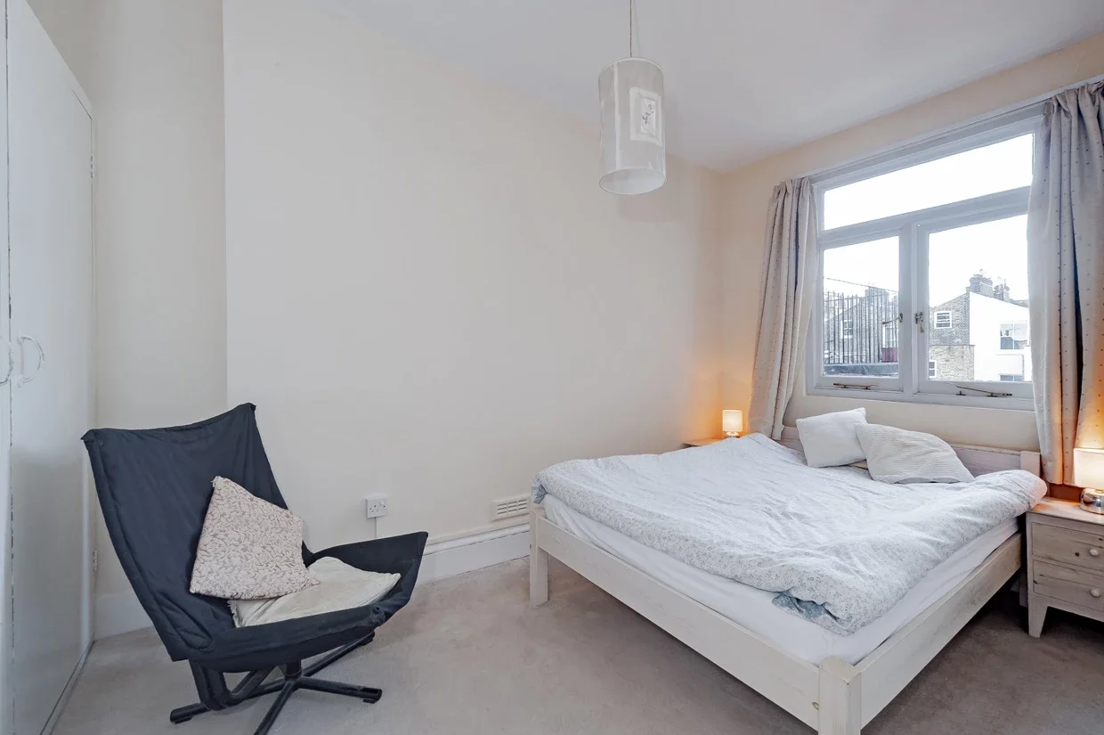 Flat Shirland Road in City of Westminster