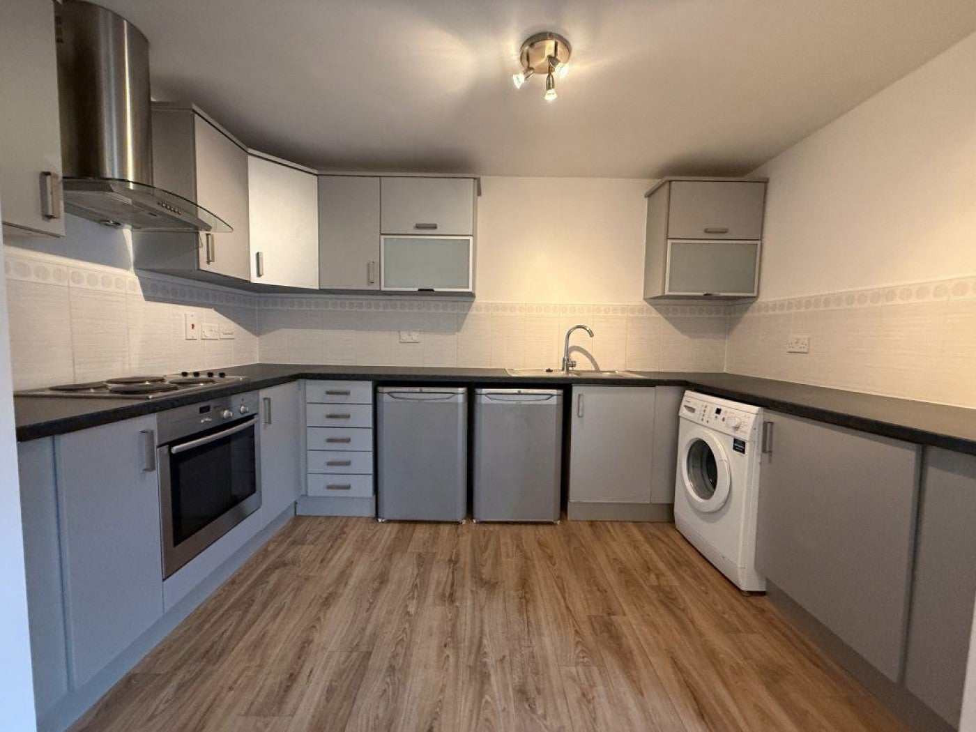 Flat Outfield Close in Great Oakley