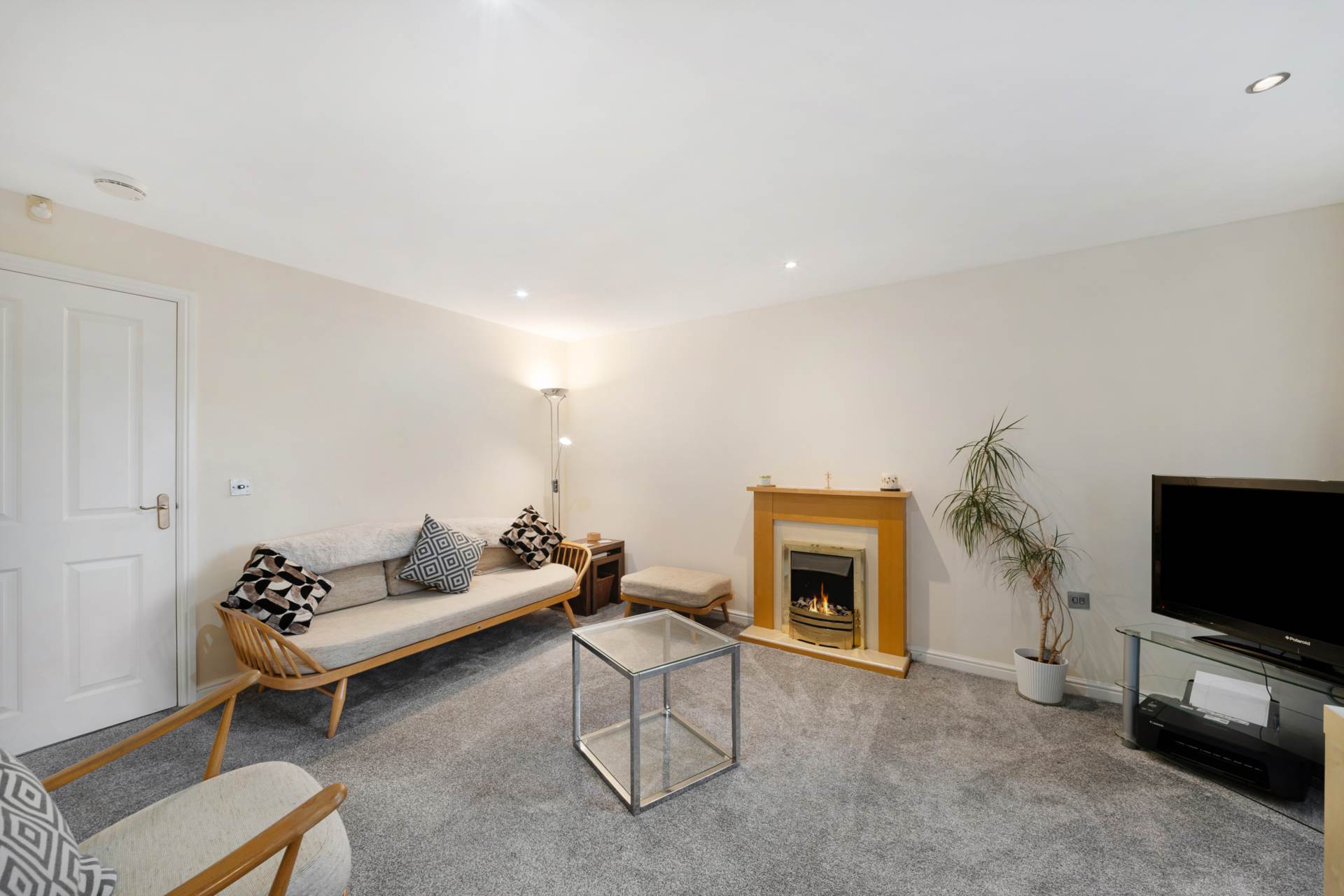 House Ashurst Grove in Radcliffe