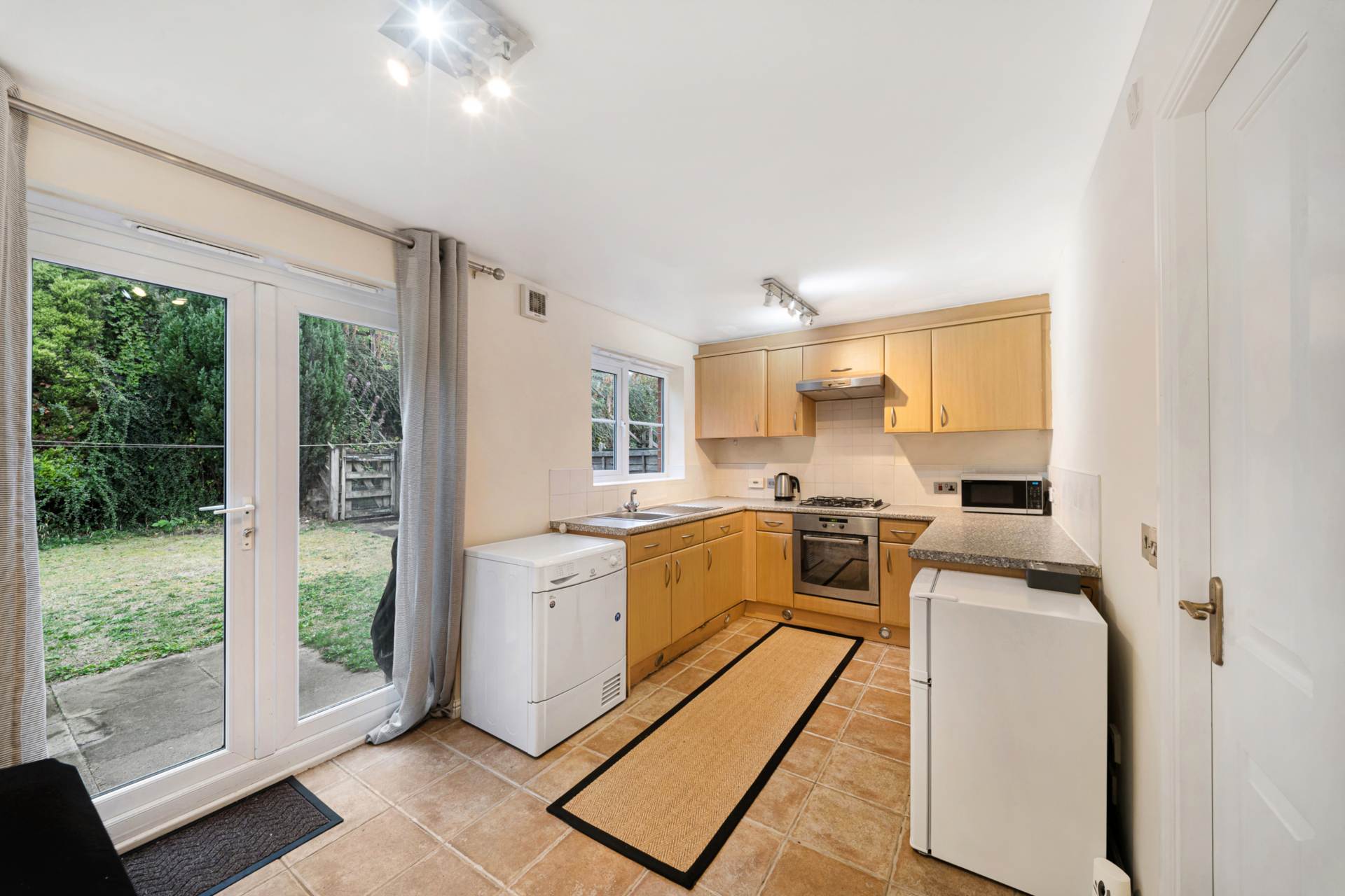 House Ashurst Grove in Radcliffe