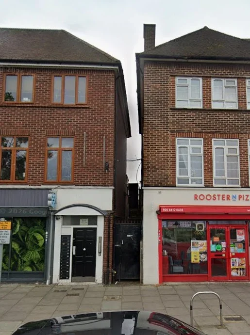 Flat South Lodge Avenue in Greater London
