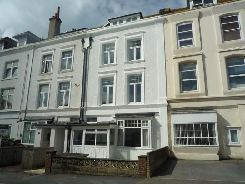 Flat Pelham Road in Seaford