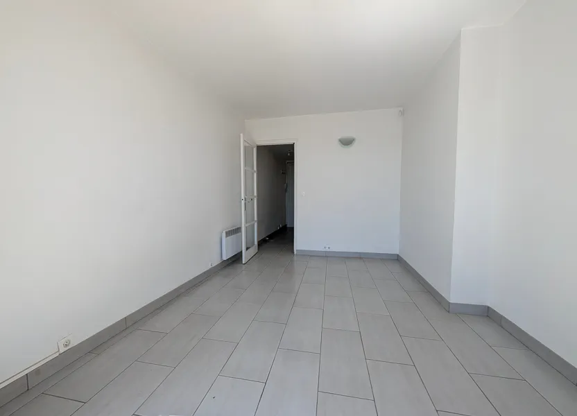 Flat Rue Pierre Letuaire in Toulon