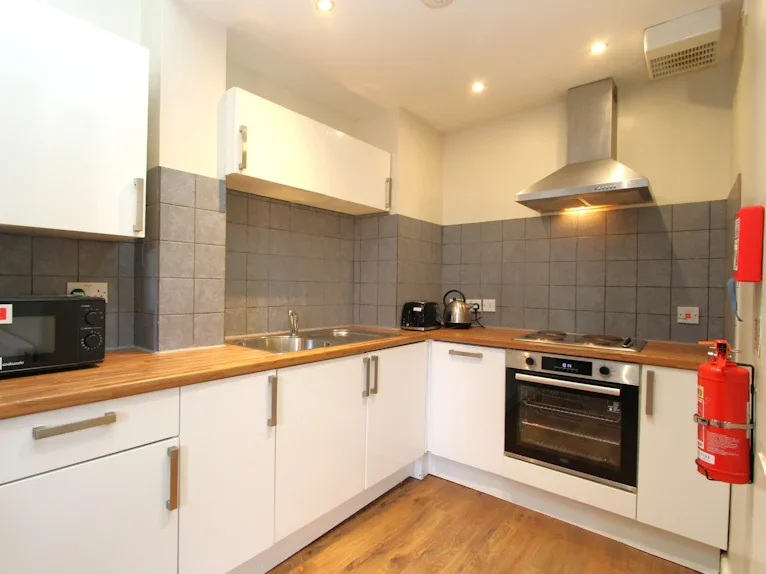 Flat Myrtle Grove in Newcastle upon Tyne