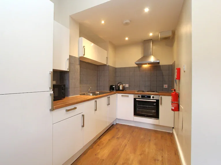 Flat Myrtle Grove in Newcastle upon Tyne