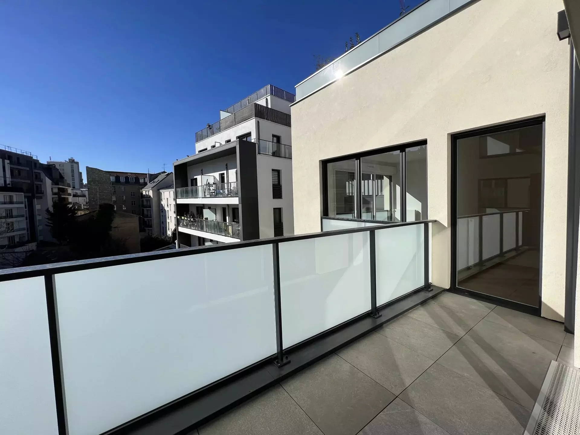 Appartement Rue de la Gare à Issy-les-Moulineaux