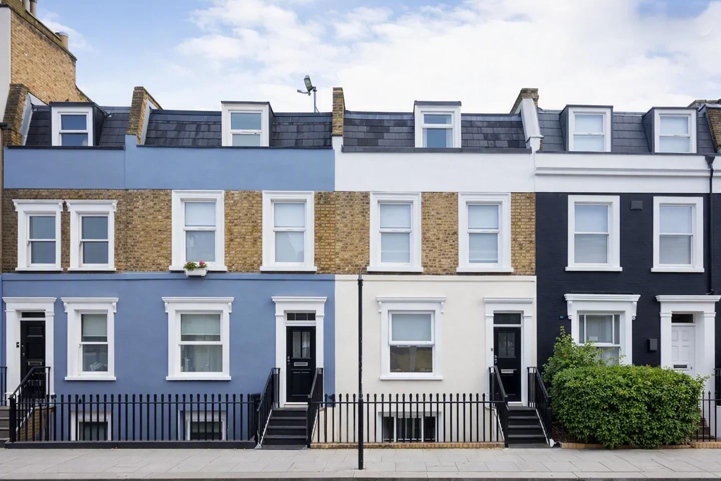 Flat Lewisham Way in Greater London