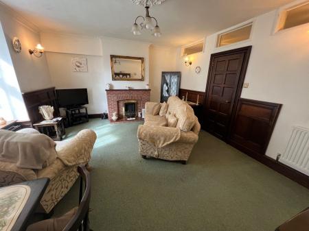 Flat Long Street in South Kesteven