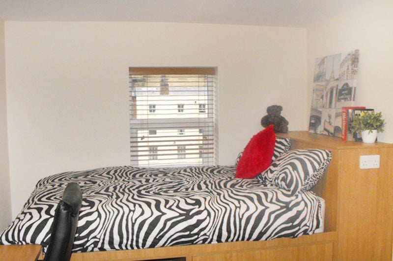Room Tithebarn Street in Preston
