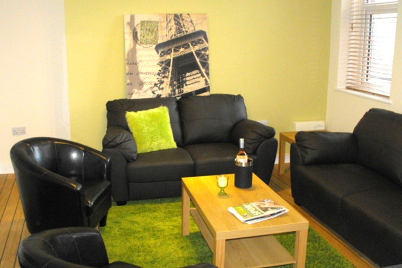 Room Tithebarn Street in Preston