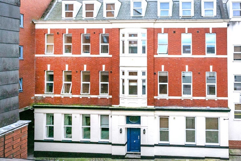 Room Tithebarn Street in Preston