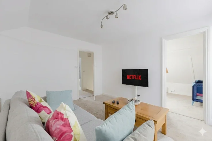 Flat The Glen in Worthing
