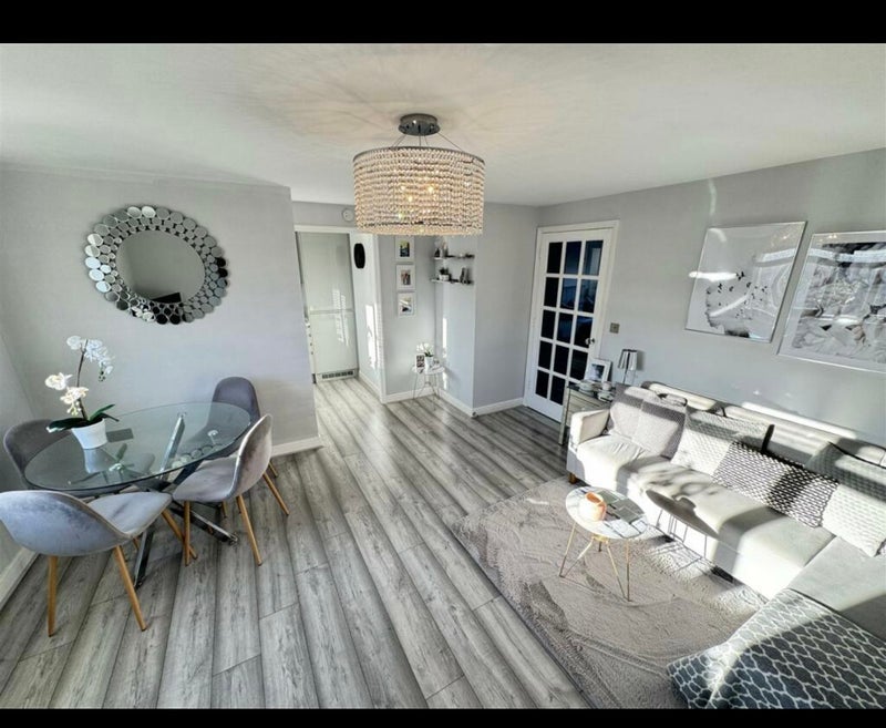 Room Parkinson Drive in Chelmsford