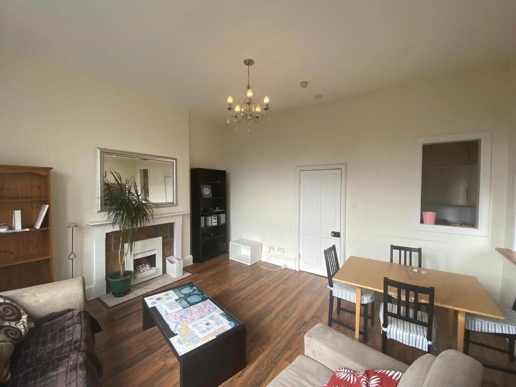Flat New Mart Road in City of Edinburgh