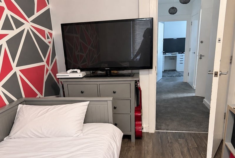 Room George Peabody Street in Greater London