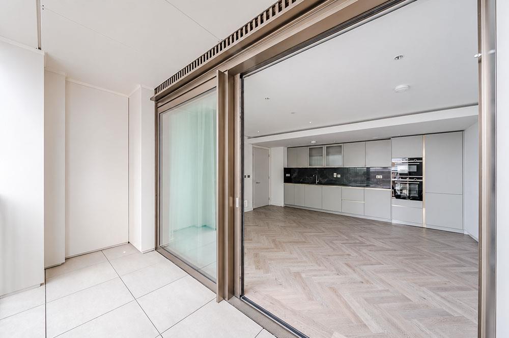 Flat Gilbeys Yard in Greater London