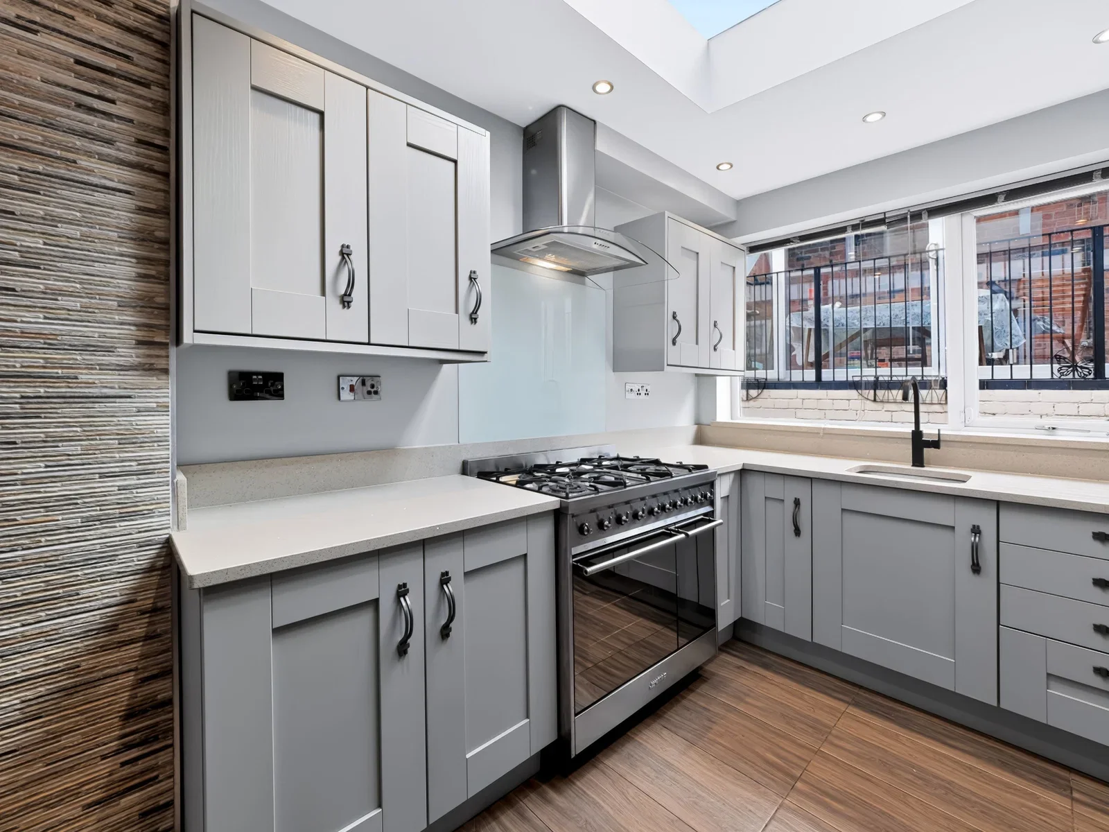 House Charter Crescent in Sandwell