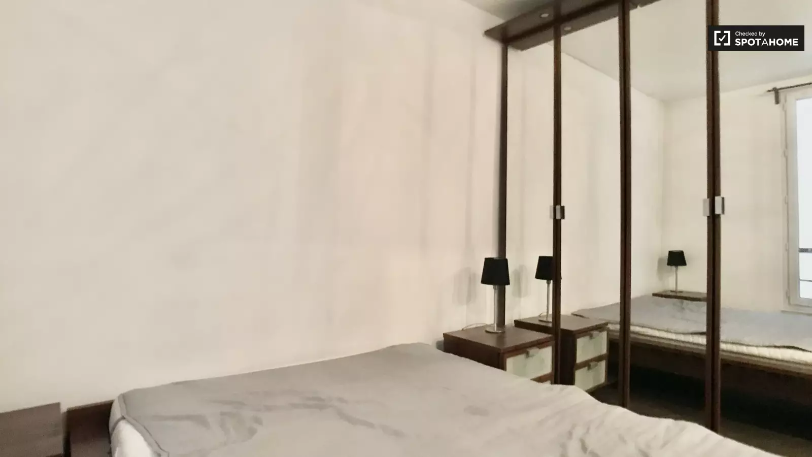 Appartement Rue des Trois Frères à Paris