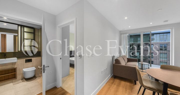 Flat Pegler Square in Greater London