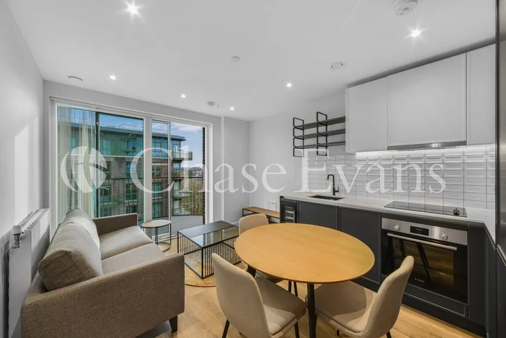 Flat Pegler Square in Greater London