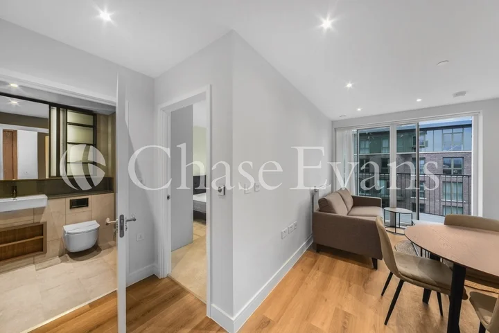 Flat Pegler Square in Greater London