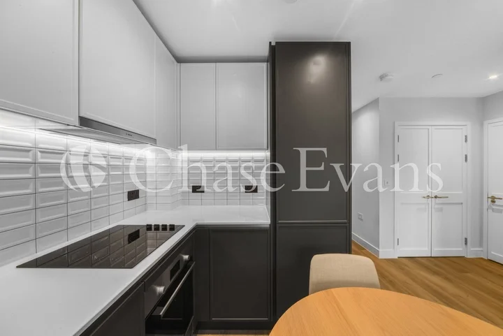 Flat Pegler Square in Greater London