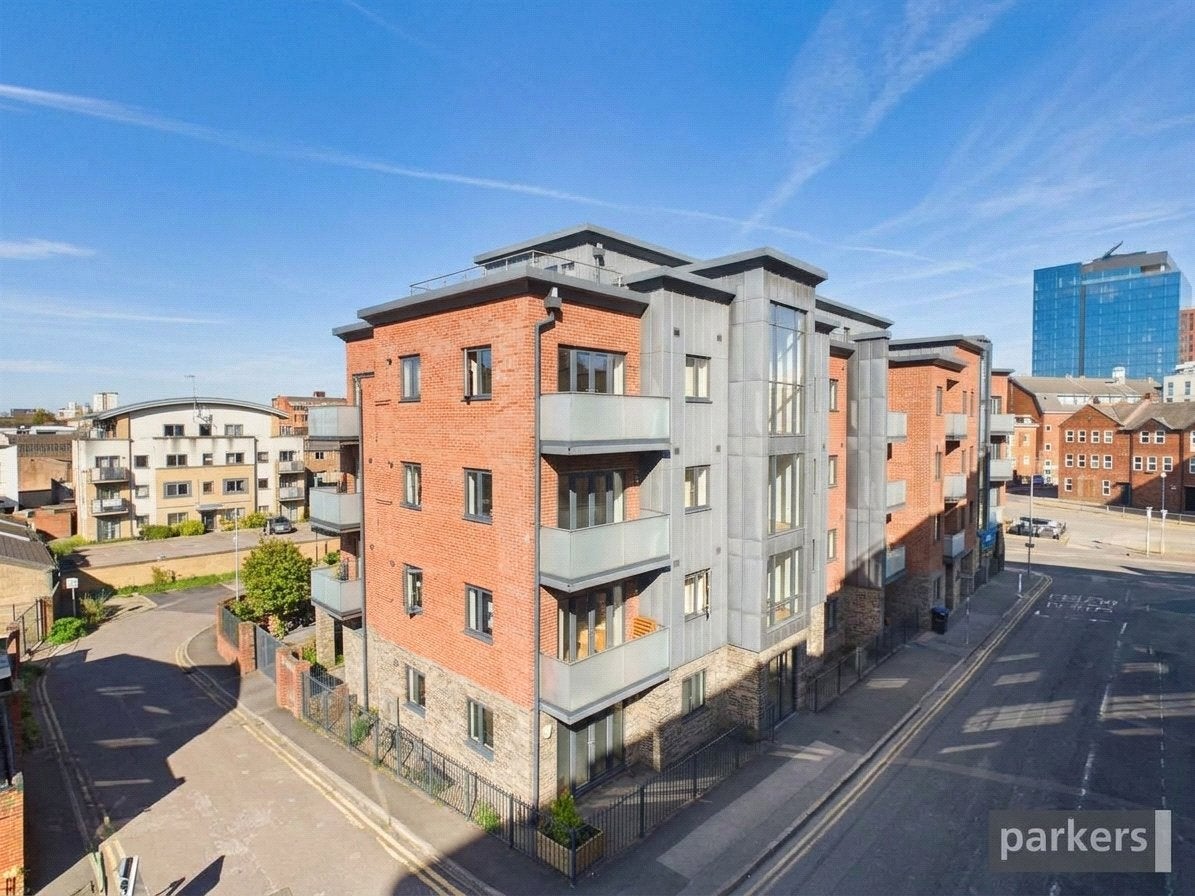 Flat Weldale Street in Reading